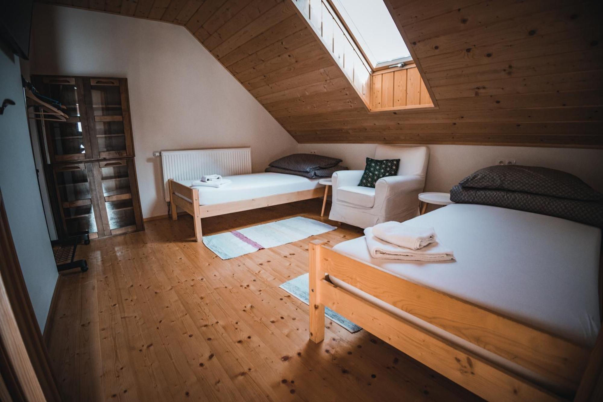 Eden Guest House Brezno Eksteriør billede